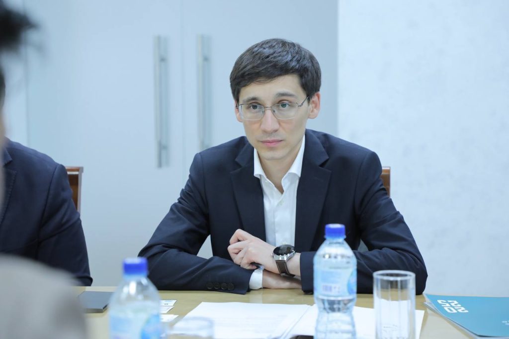 meeting 04